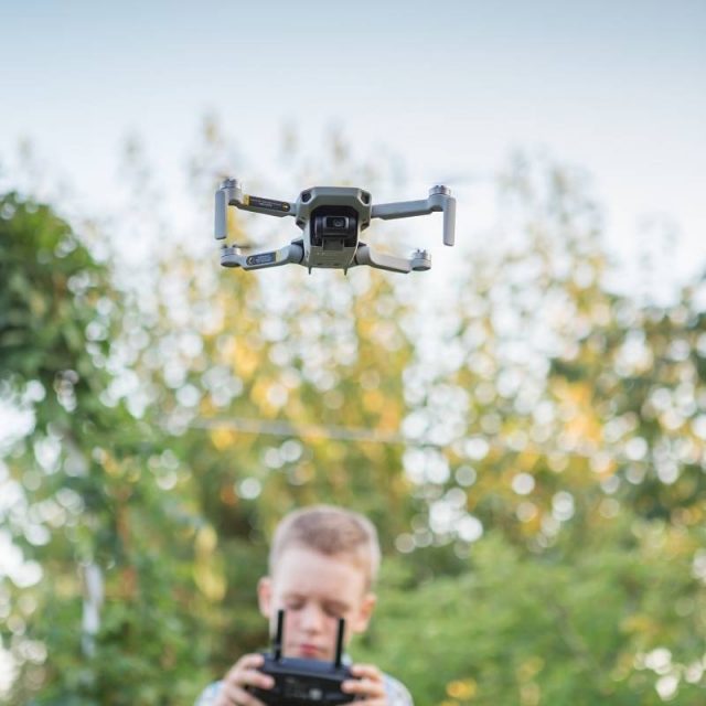 volar-dron-4K